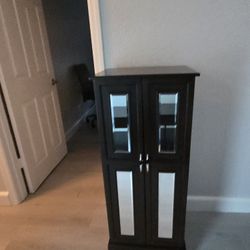 Stand up Jewelry Box