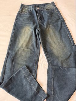Baggy jeans