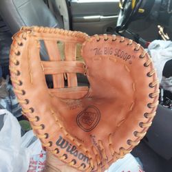 Wilson First Baseman Glove