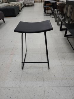 Yuki Bar Stool*