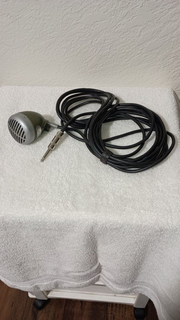 Shure 520 DX Green Bullet Mic