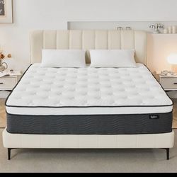 New queen size memory foam bed