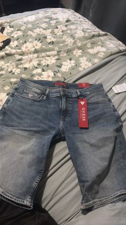 New Guess Jorts 32