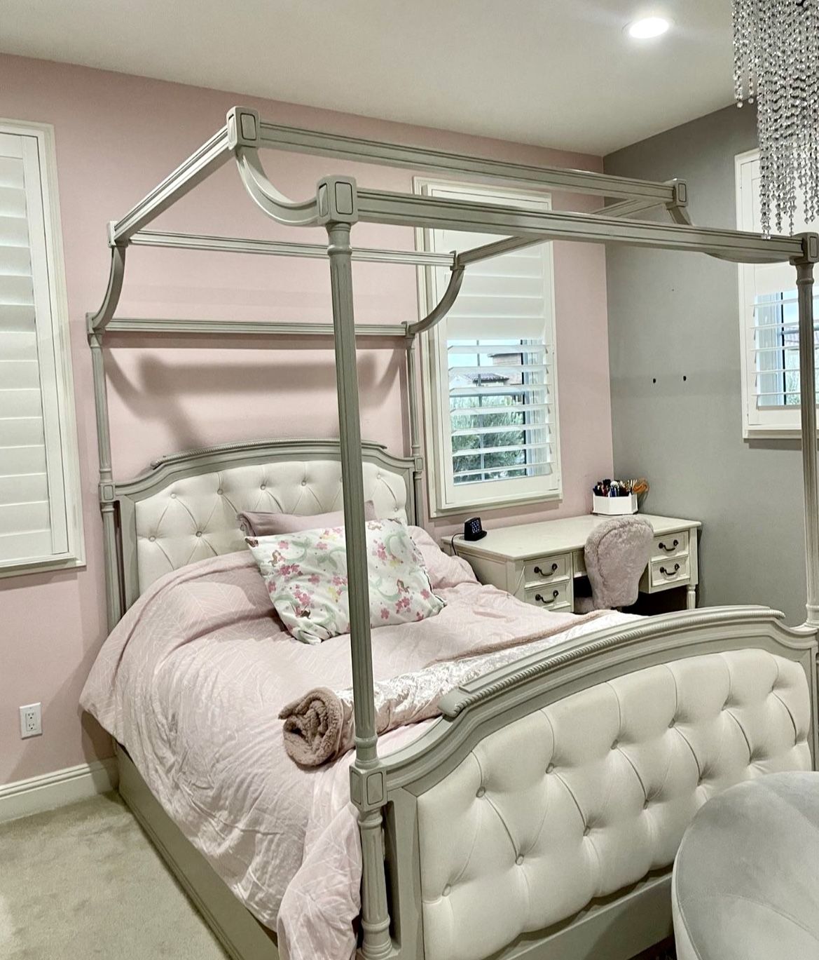 Pottery Barn Kids Canopy Bed