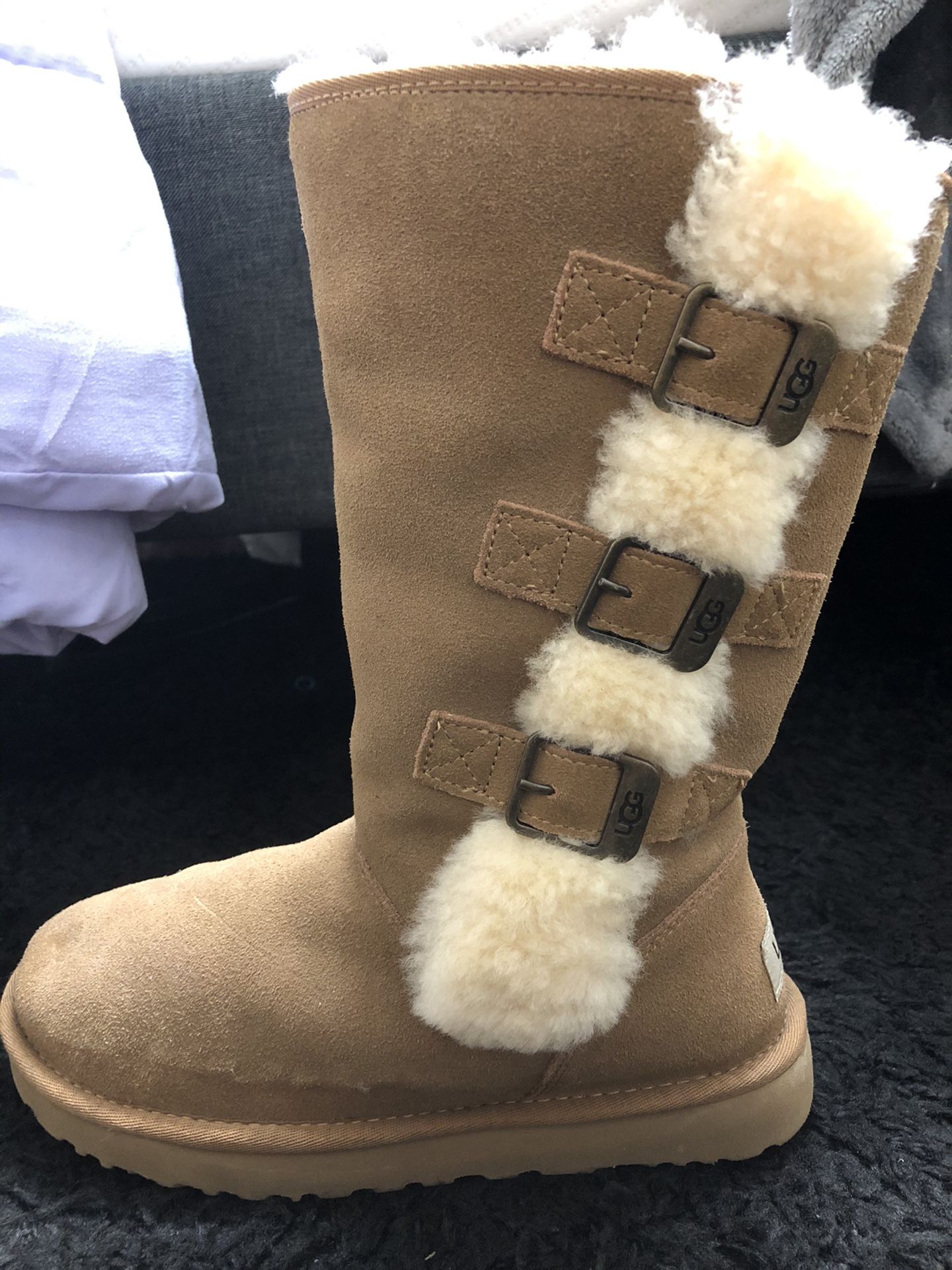 NEW LOW PRICE***KLEA Ugg Boot- Tall
