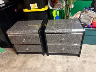 ✨ 2 MATCHING GLAM NIGHTSTANDS – $80 OBO ✨