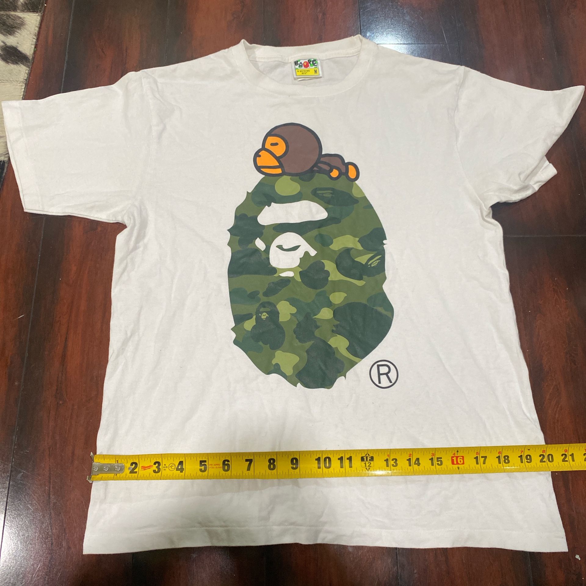 White BAPE camo ape head tee #skater
