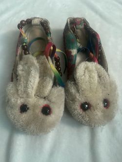 women's bunny shoes size 41 (7.5-8)