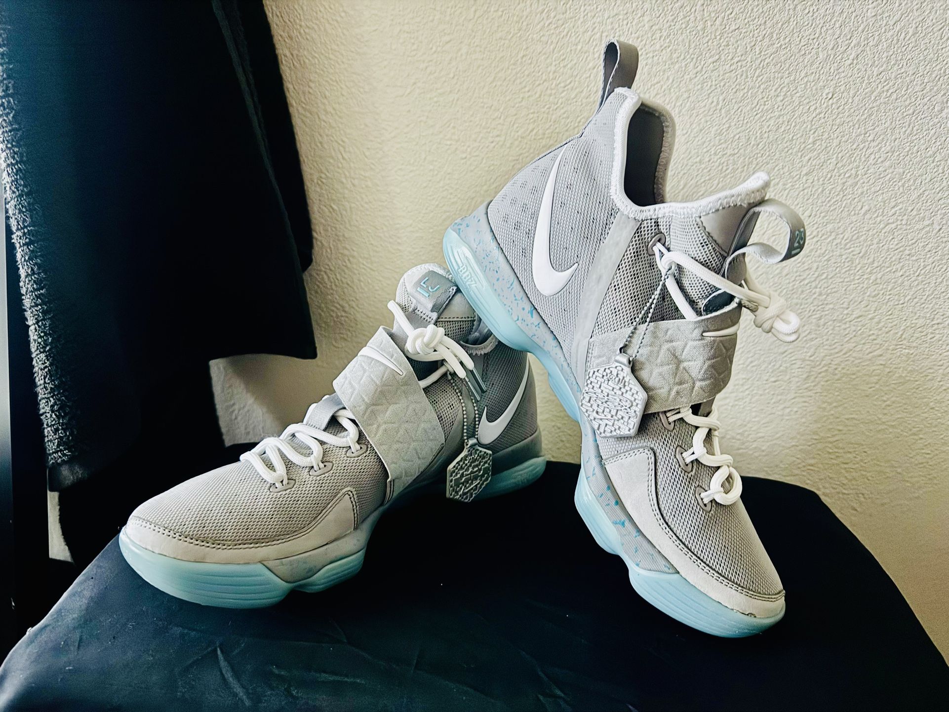 LeBron Shoes - Nike