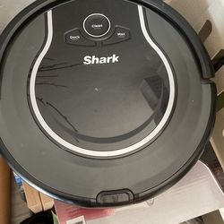 Shark Auto Vacuum, Lightly Used 