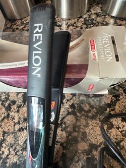 Revlon Style Expert Hair Straightener