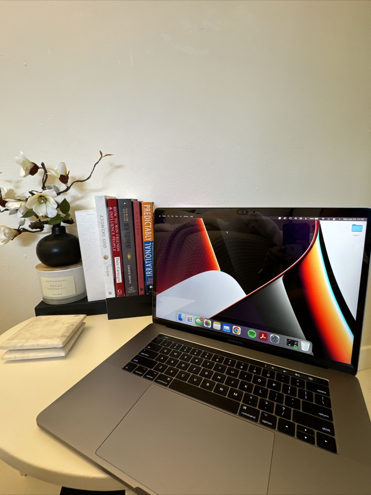 Complete Creative Setup – MacBook Pro 15” (2017) + Extras | 16GB RAM | 512GB SSD | Ready to Work