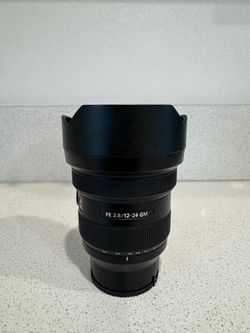 Sony FE 12-24mm f/2.8 GM Ultra-Wide Zoom Lens