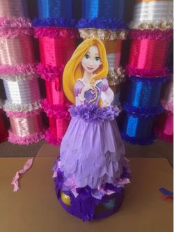 Tangled Rapunzel dress/Vestido pastel piñata