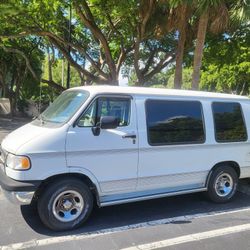 1987 Dodge Ram Van