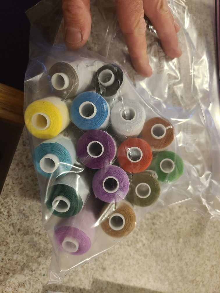 Thread 15 Spools 