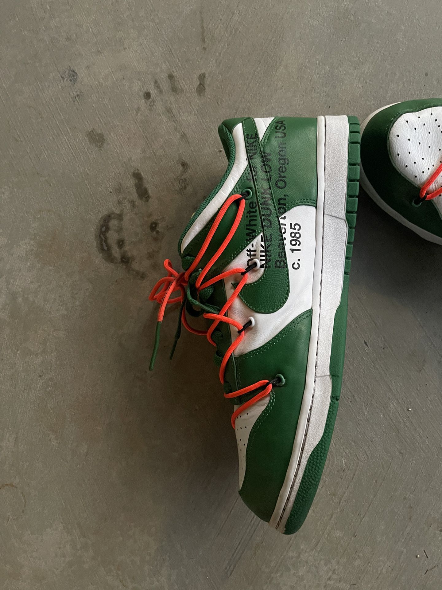 100% AUTHENTIC BRAND NEW NIKE OFF WHITE DUNK LOW WHITE PINE GREEN size 11  for Sale in West Covina, CA - OfferUp