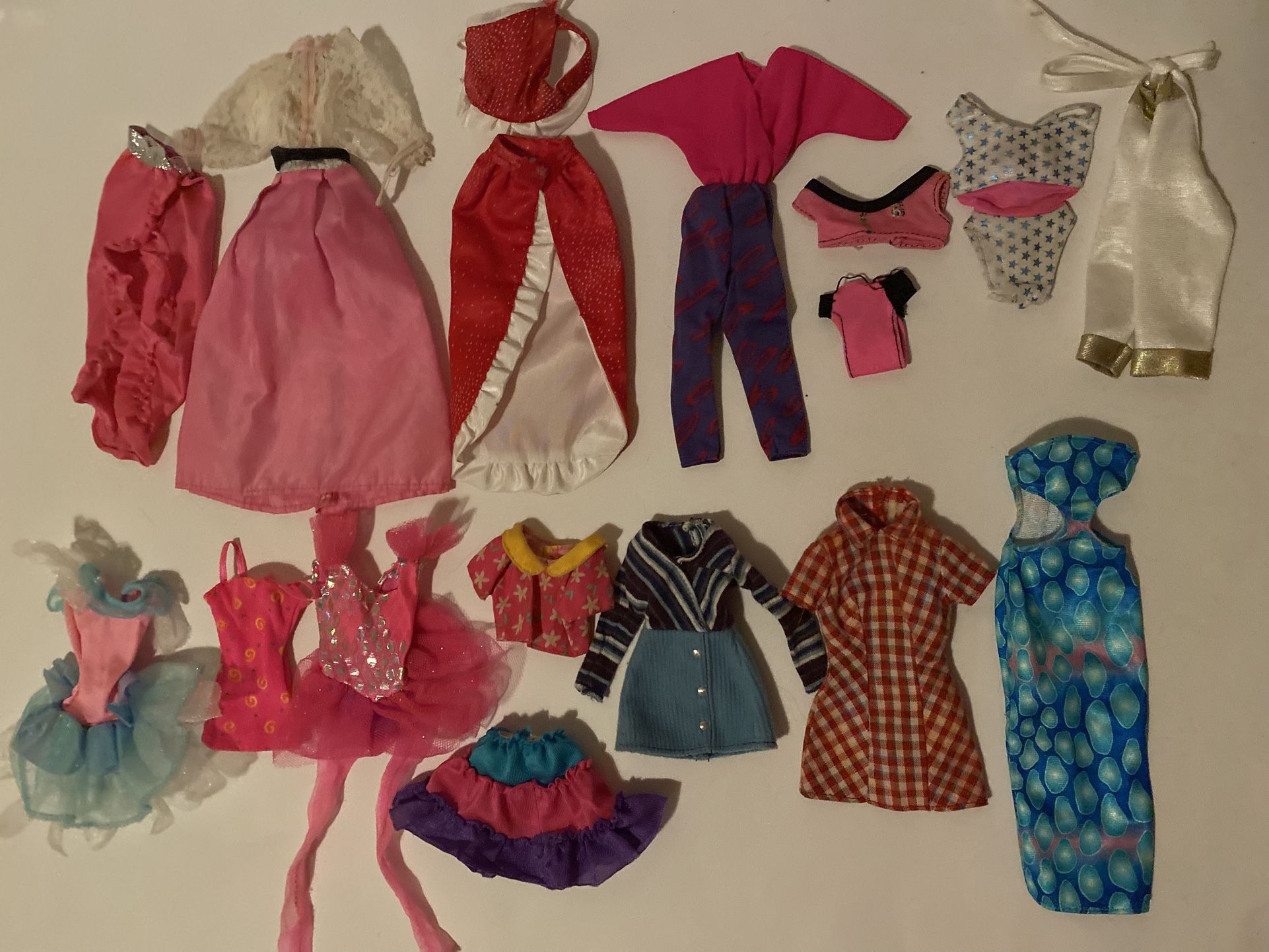 Barbie Vintage Collectible Clothes ‘80s —‘90s Lot, Item Added