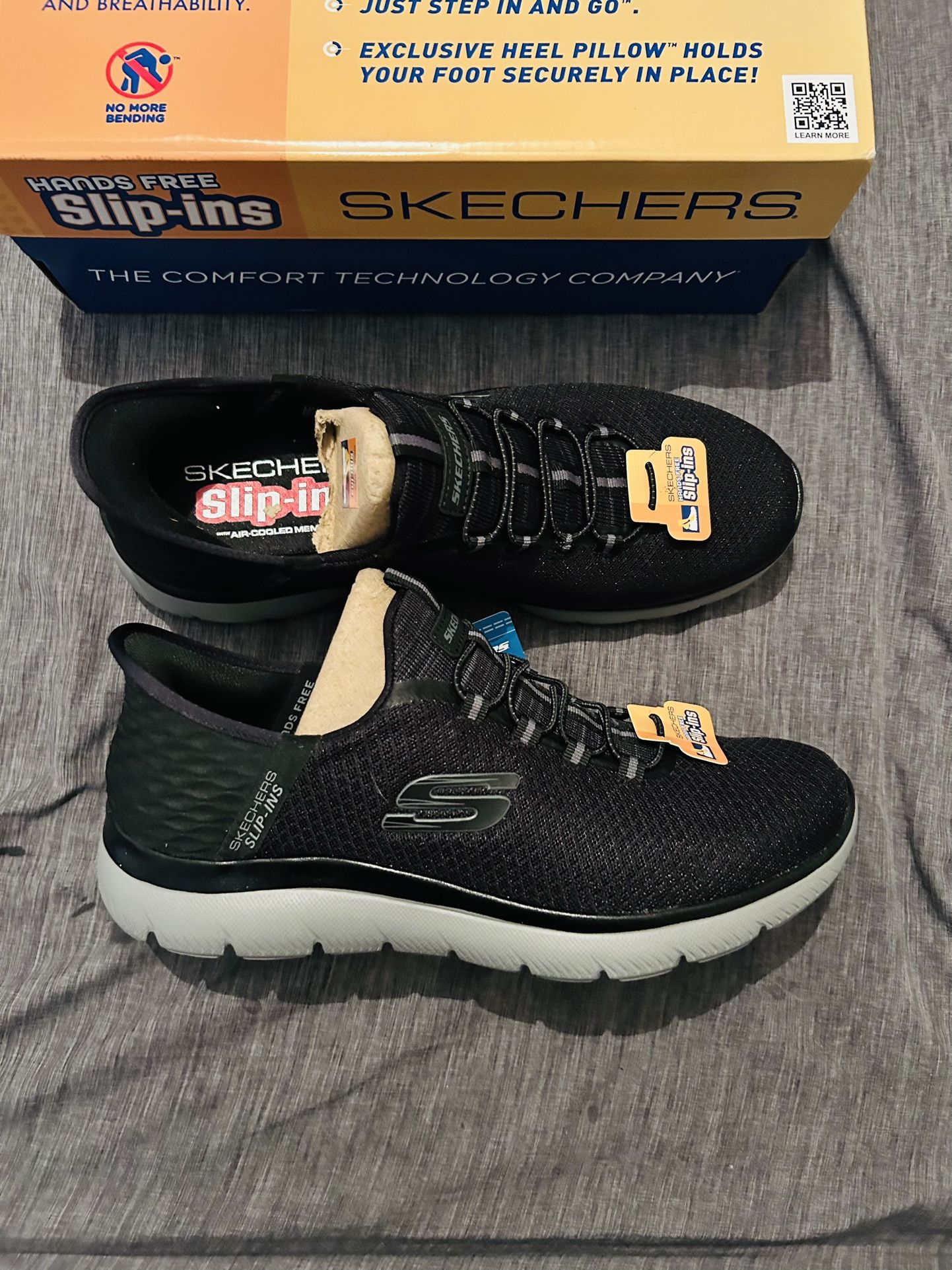 SKECHERS SHOES