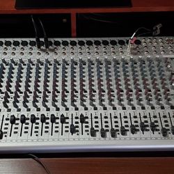 Eurodesk SL 3242 Fx Pro Mixer