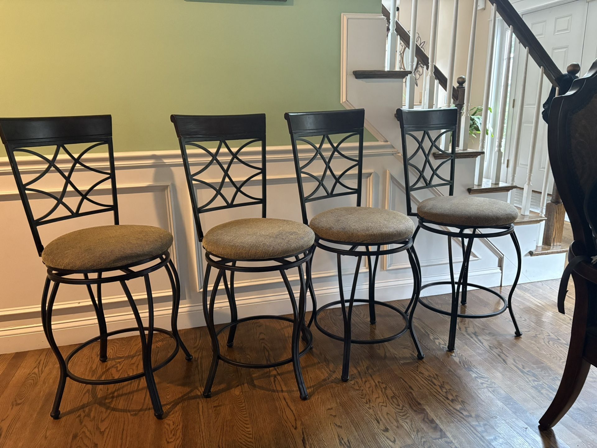 4 Counter Chair 