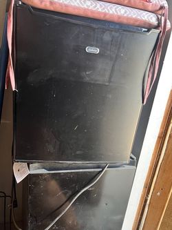 Sunbeam Black Mini Fridge