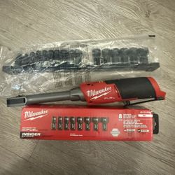 M12 FUEL INSIDER 12V Lithium-Ion Brushless Cordless 1/4 in. - 3/8 in. Extended Reach Box Ratchet (Tool-Only)