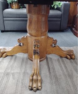 Solid Oak Table with Lions Heads and Paws Pedestal Base
