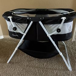 Dream On Me Bassinet