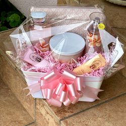Mother’s Day Gift Baskets Available Ready For Pick Up