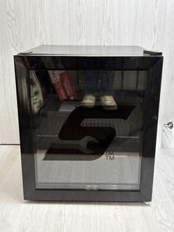 Snap on Mini Fridge (A1G014905)