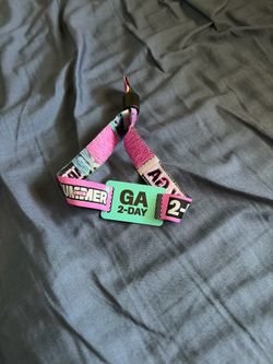 Hard Summer Day 2 wristband