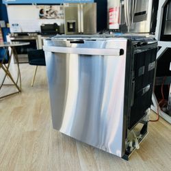 GE Profile - Hidden Control Built-In Dishwasher with Stainless Steel Tub, Fingerprint Resistance, 42 dBA - Stainless steel Model:PDT775SYNFS