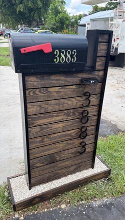 Wooden Mailbox