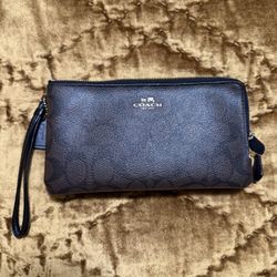 Coach Hand Wallet 