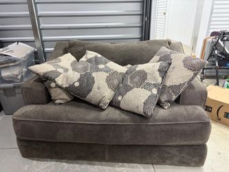 Couch/sofa, loveseat, and ottoman set
