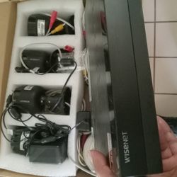Wisenet 4 Cameras