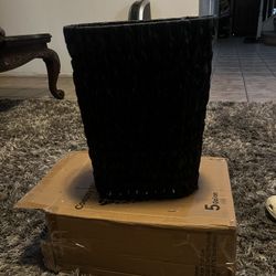 Decorative Trash can 