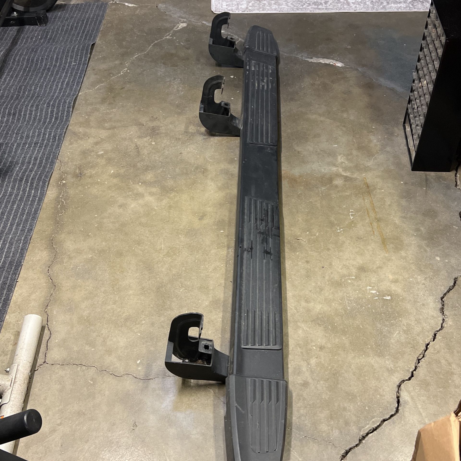 Running Boards For ‘19 Chevy/GMC Truck 