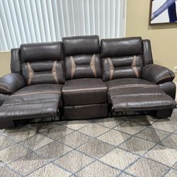 Beautiful Brand New Chocolate Brown Dual Reclining Sofa 