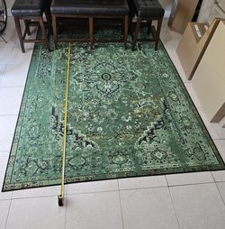 Green Vintage Medallion Area Rug – Approx. 6'9" x 8'11" – $95