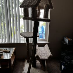 5’8” Tall  Cat Condo/ Scratching Post 