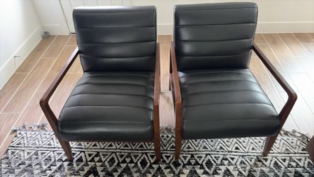 Rooms To Go Accent Chairs & High Fashion Furniture Leather Sofa Set