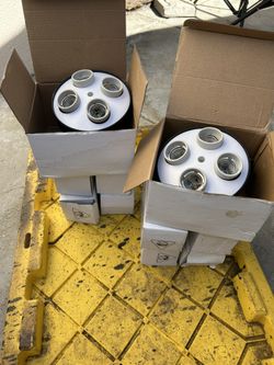 4-in-1 Base Socket Splitter Light Lamp Bulb Head Adapter