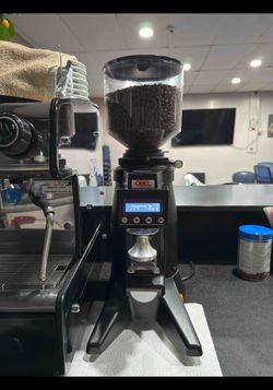 Coffee Grinder  Commercial Grade   In Great Condition   Cappuccino Machine Also For Sale Ask For Price 