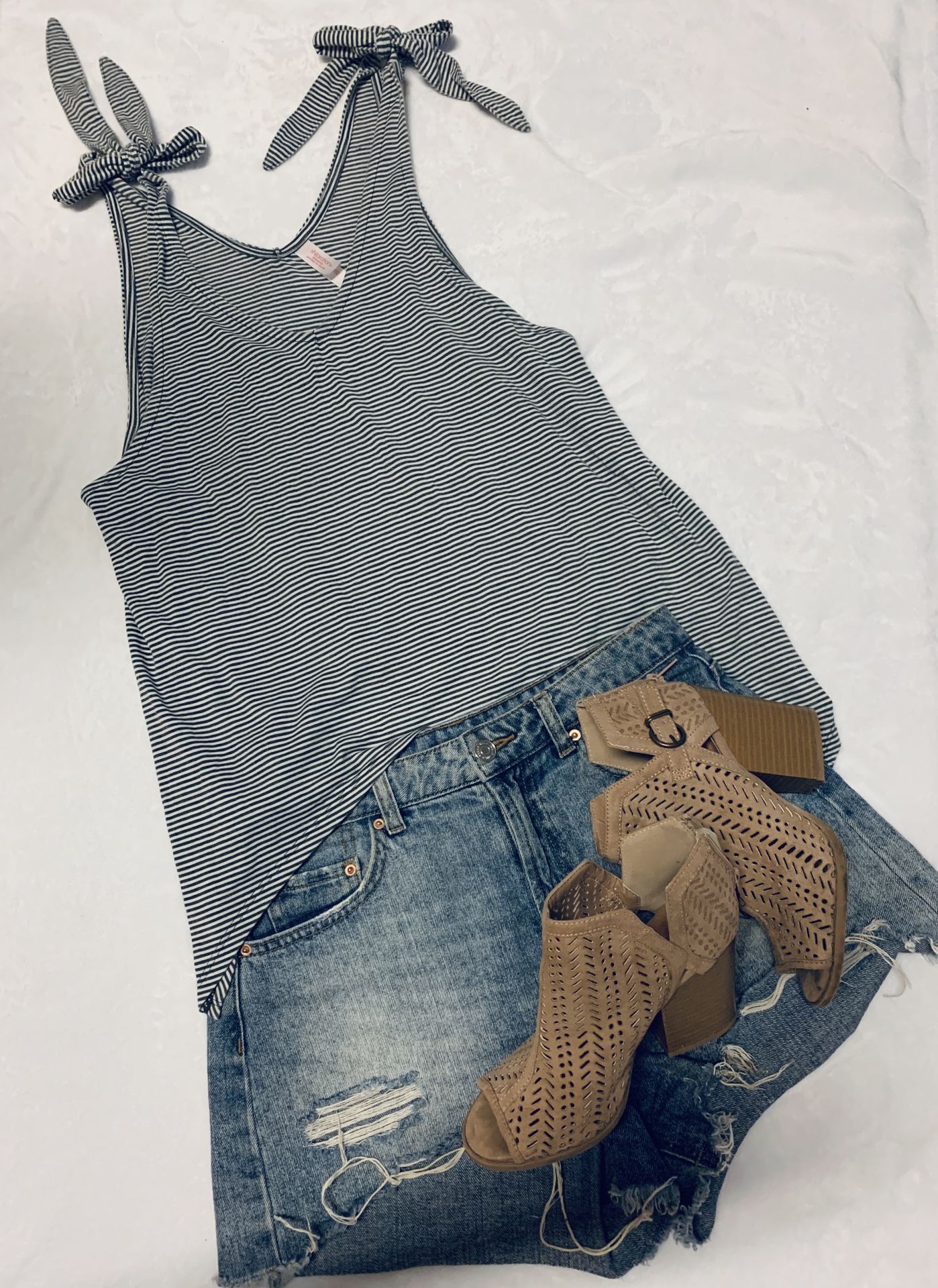 Tank top white and black , size s, short size 4 , booties size 6