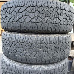 Tires LT 275/65/R20