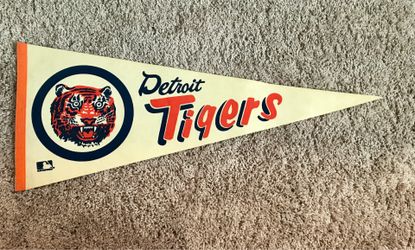 Detroit Tigers MLB pennant/banner.