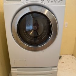 LG Washing Machine with Pedesta