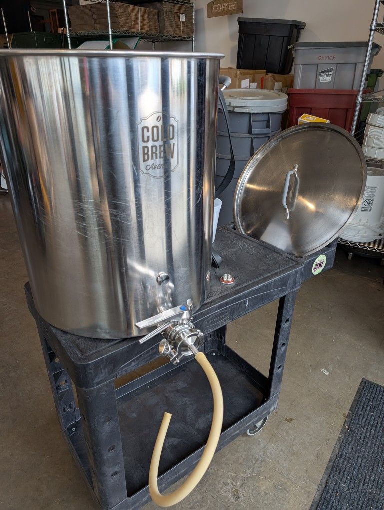 Commercial 30 Gallon Stainless Steel Kettle (Cold Brew)